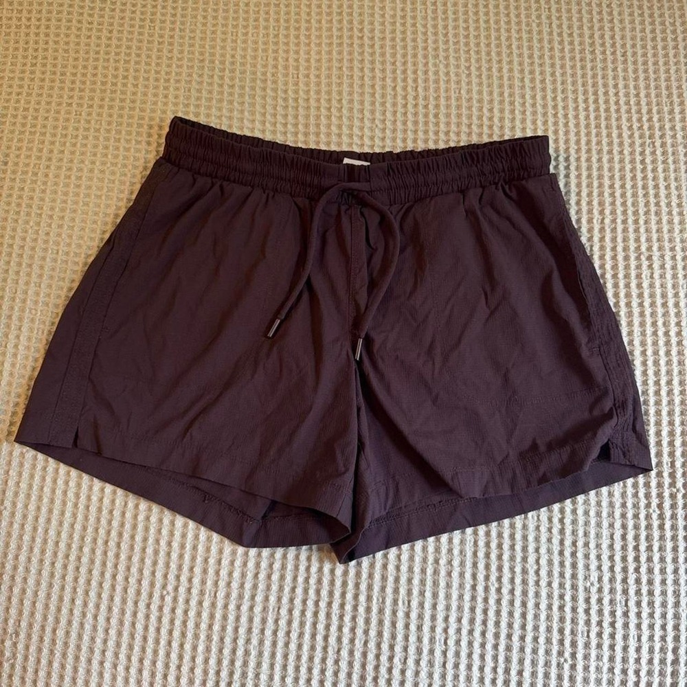 Te verde pull on athletic shorts